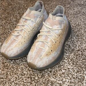 adidas Women's Sneakers in Cream and Tan